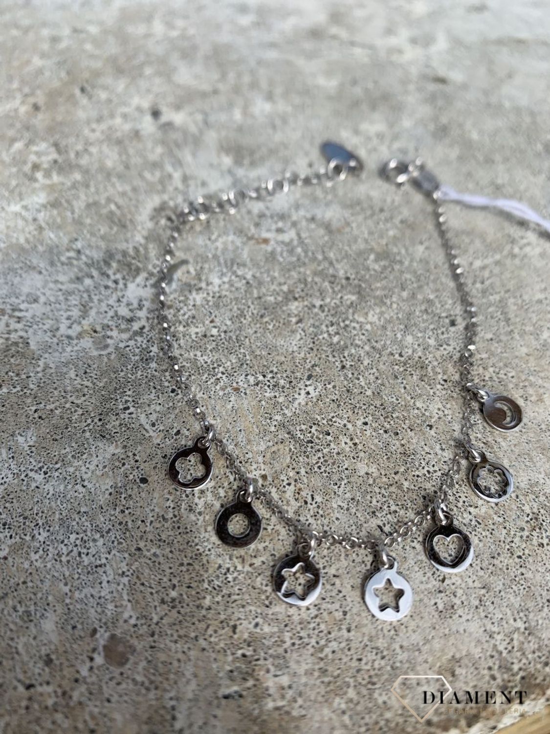 B RM 20549 057 JPEG SMALL.jpg